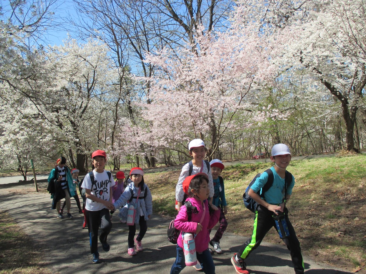 育英ペアで新入生歓迎遠足