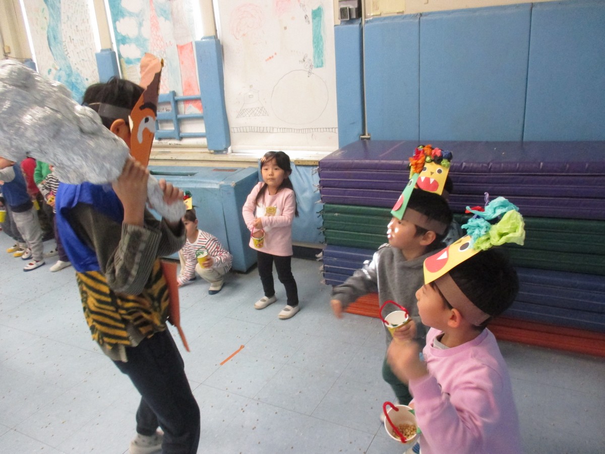 オニさんがやって来た