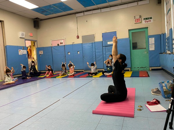 専科:ファンファンヨガ