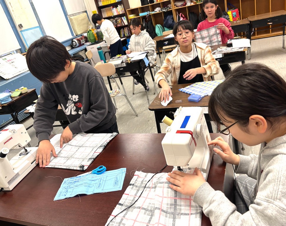 家庭科のお裁縫実習