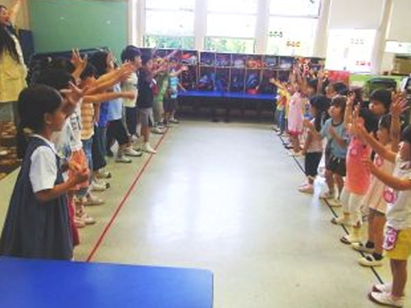 「5月 1年生と一緒にダンス」