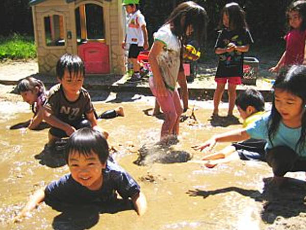 「6月『泥あそび』」