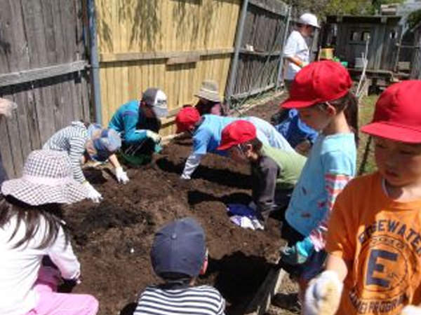 <大きくなあれ>