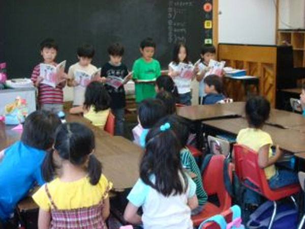 ｢幼小交流昼食会　～1年生教室へ～｣