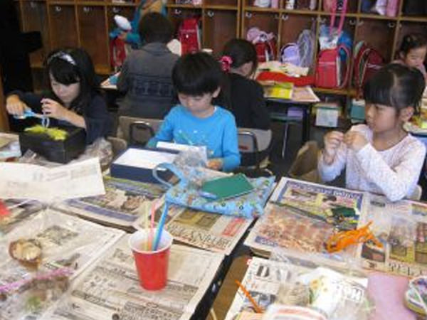 「秋のおもちゃ作り」