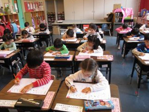 「すくすく伸びるよ、国語力」