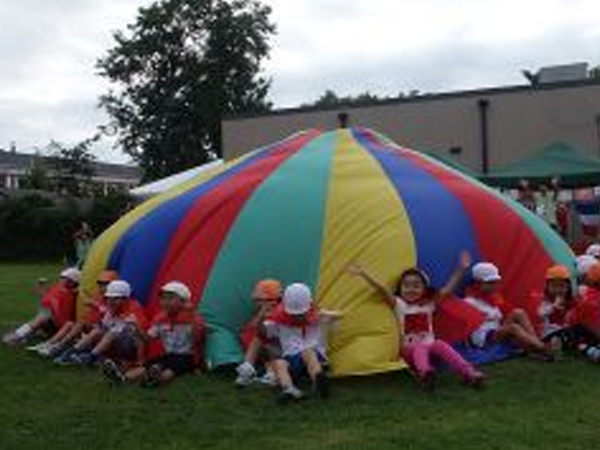 「運動会開会式パラバルーン演技」