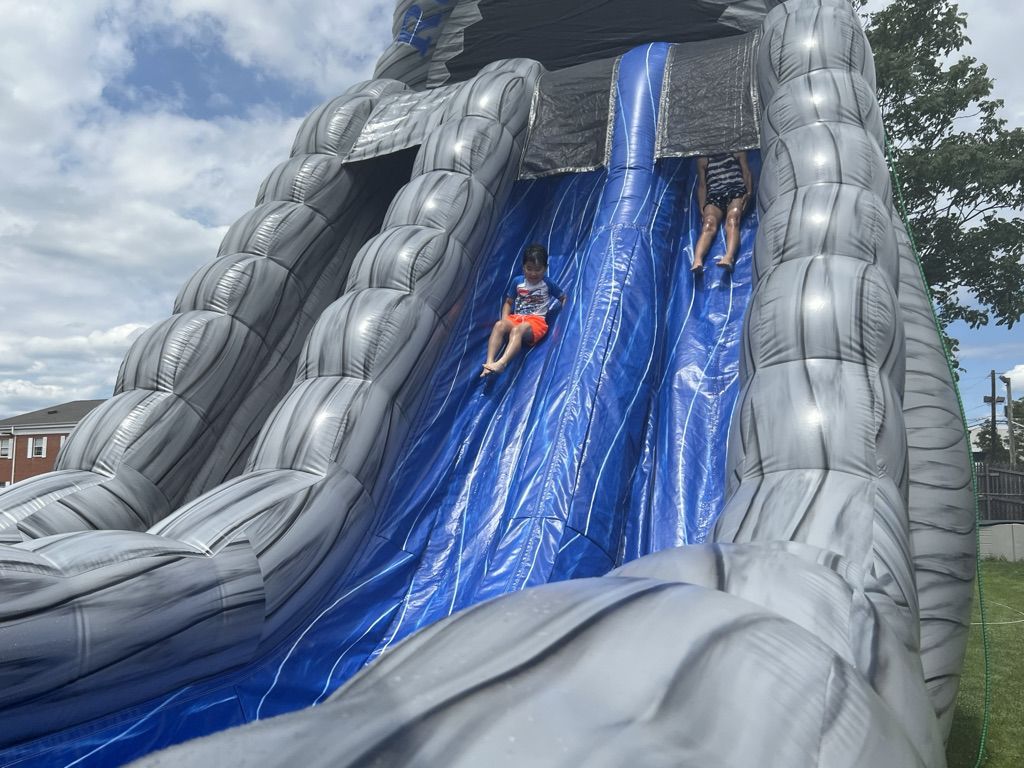 英語サマー：Water Slide1