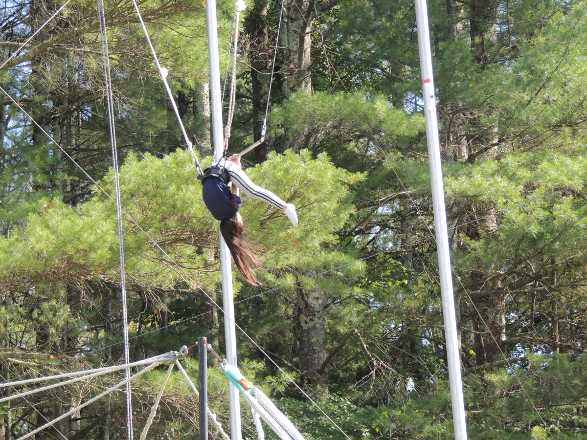 レイクグリーリー：空中ブランコ